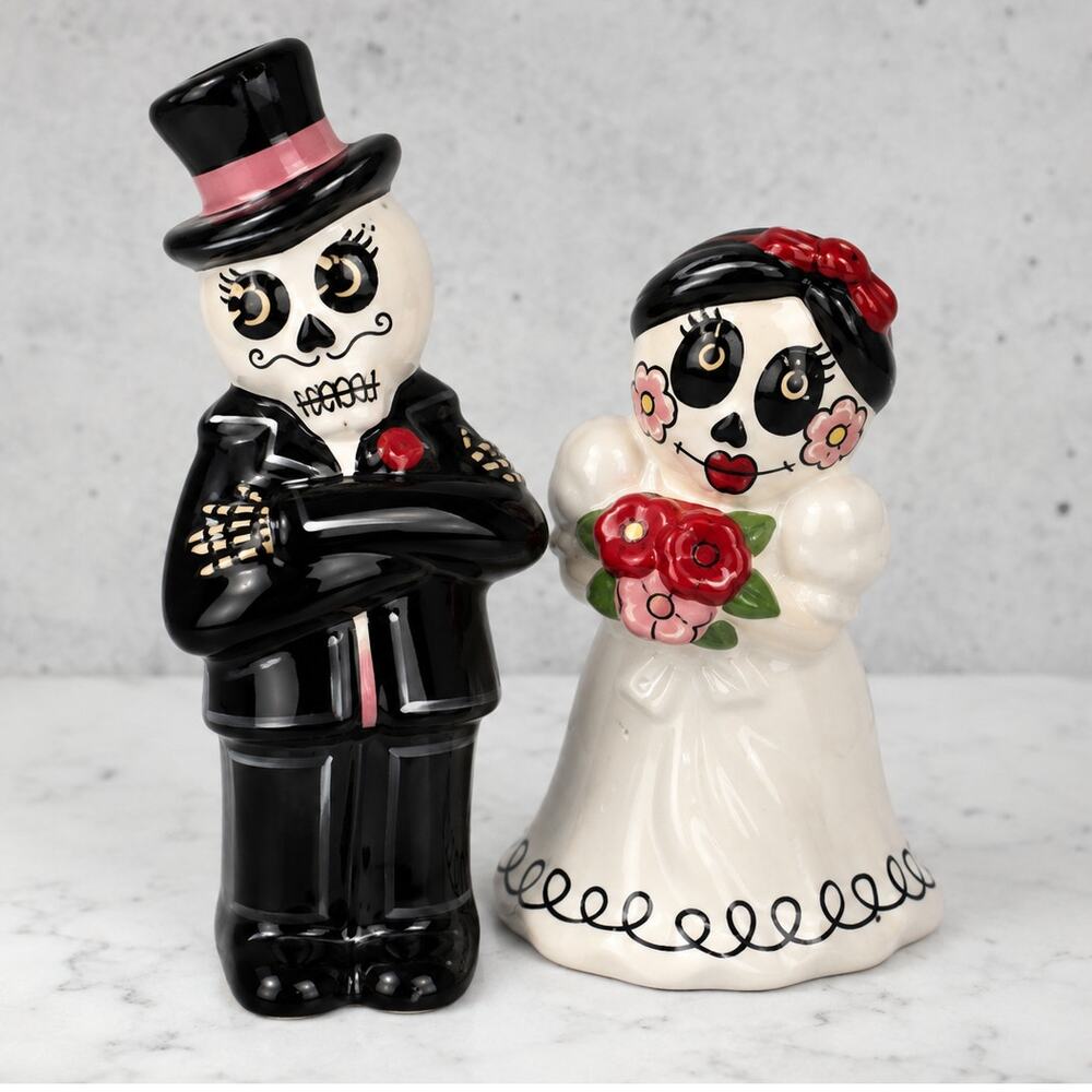 Day of the Dead Wedding Salt & Pepper Shakers Sugar Skull Bride Groom Ceramic